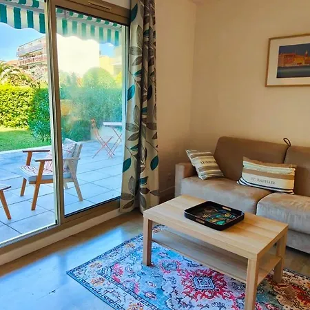 45m2 With Garden In Saint-raphael *