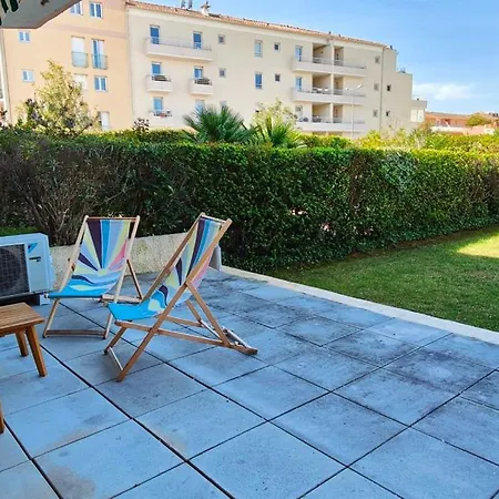 شقة 45m2 With Garden In Saint-raphael *