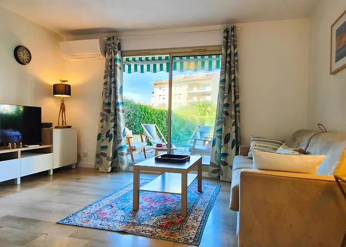 45m2 With Garden In Saint-raphael