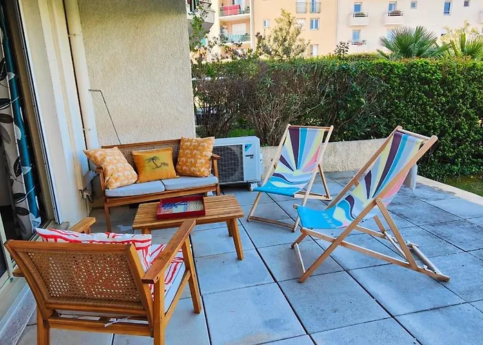 45m2 With Garden In Saint-raphael *